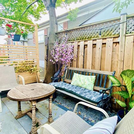 Toronto Bed & Breakfast - Free Parking Экстерьер фото