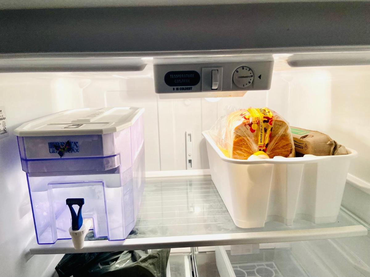 Toronto Bed & Breakfast - Free Parking Экстерьер фото