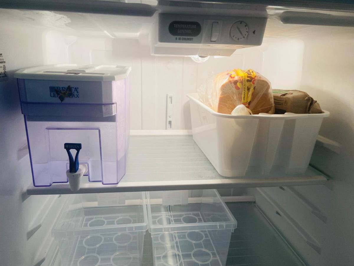Toronto Bed & Breakfast - Free Parking Экстерьер фото