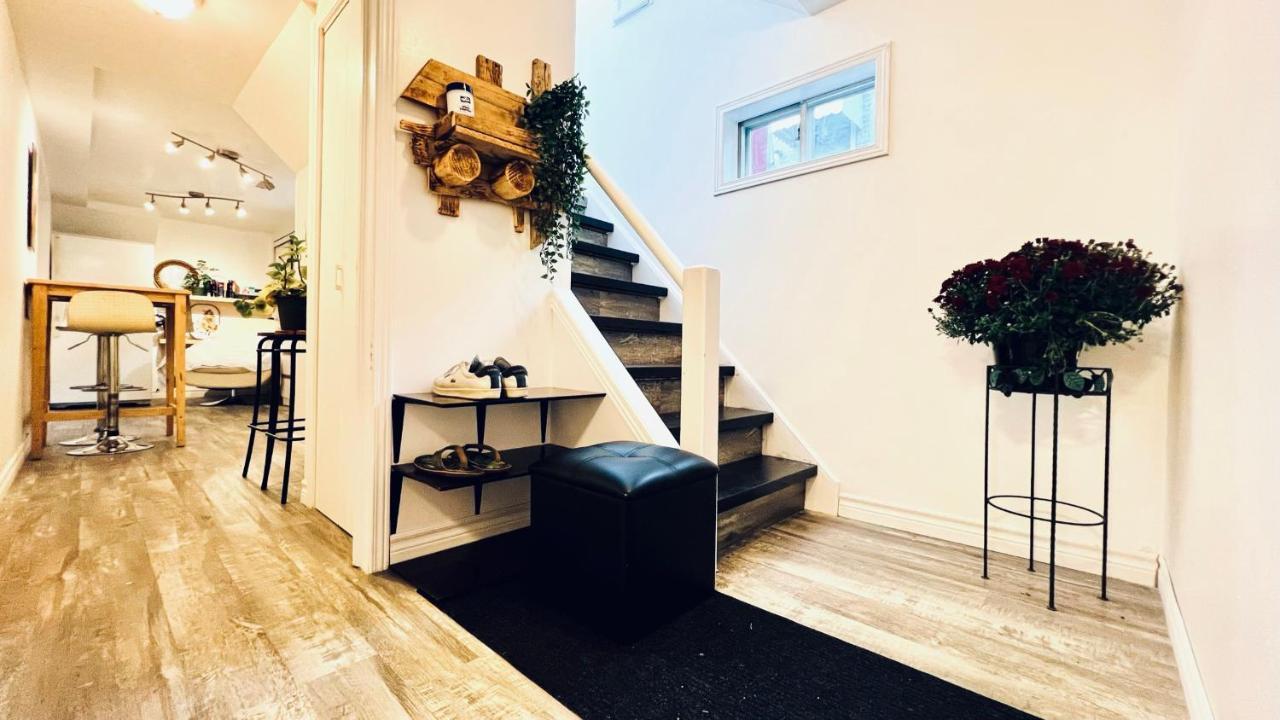 Toronto Bed & Breakfast - Free Parking Экстерьер фото