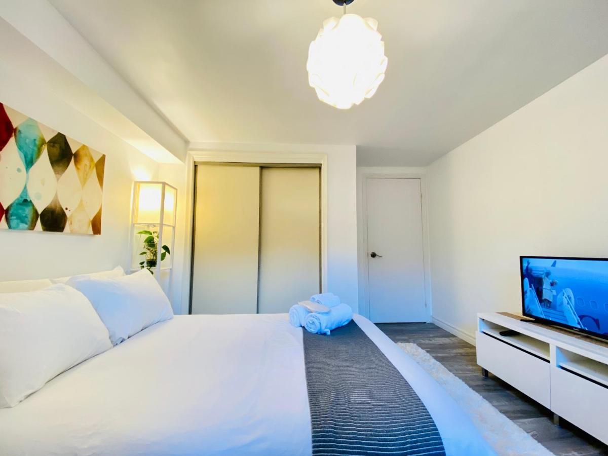 Toronto Bed & Breakfast - Free Parking Экстерьер фото