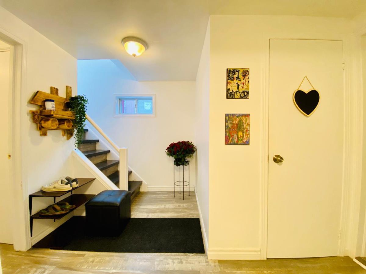 Toronto Bed & Breakfast - Free Parking Экстерьер фото